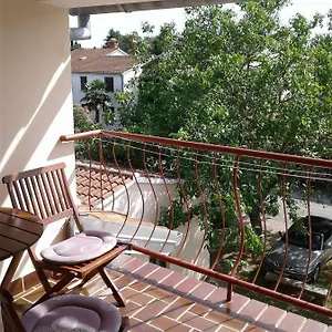 https://apartmani-otavio.in-istria.net